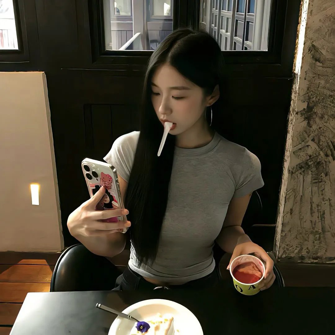 给房间换束花：简单布置也能带来好心情